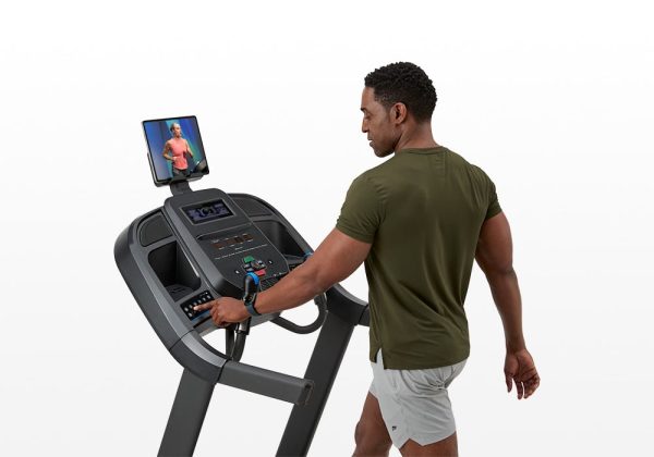7.0 AT Treadmill - Image 11